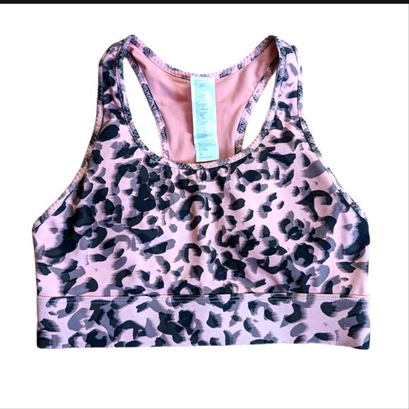 Fabletics On The Go Medium Impact Leopard Print Mesh Back Pocket Sports Bra - Picture 1 of 7